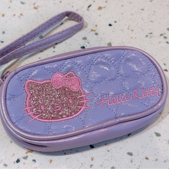 Hello Kitty Trio Set‎ of Small Bags for Travel - Picture 8 of 16